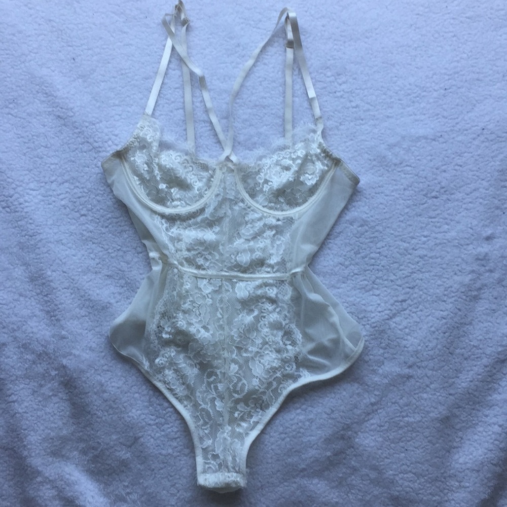 Forever 21 white lace bodysuit